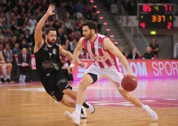 不断超越自 不断超越自